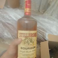 Bottiglia di whisky stillbrook vintage