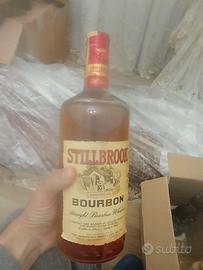 Bottiglia di whisky stillbrook vintage