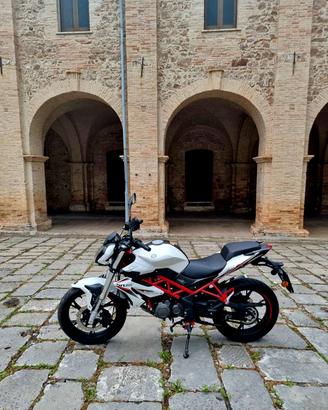  Benelli BN 125