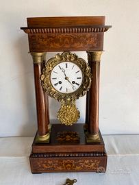 Orologio a pendolo da tavolo