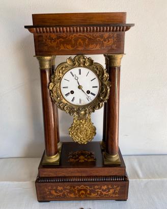 Orologio a pendolo da tavolo