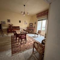 Casa storica in posizione centrale