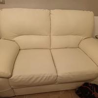 Divano 2 posti nuovo 