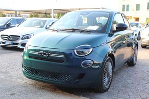 FIAT 500 Berlina Hybrid Icon