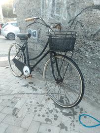 bicicletta  da passeggio retrò  