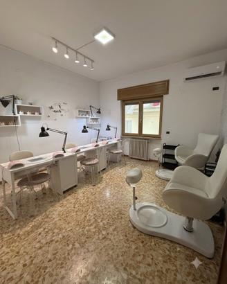 Appartamento uso studio o commerciale