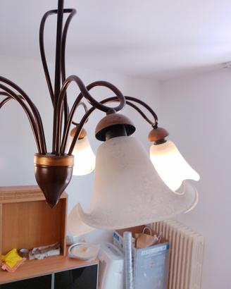 Lampadario classico 5 luci in ferro battuto e vetr