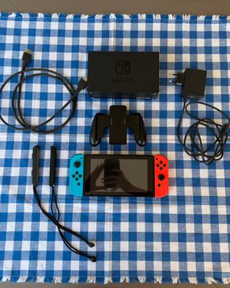 Nintendo Switch v2 2020 + 6 giochi originali