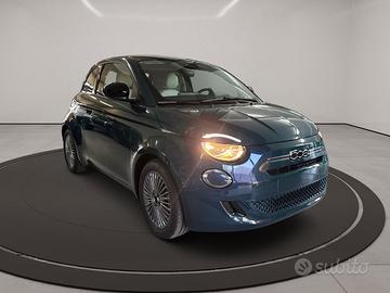 Fiat 500 Berlina Hybrid Icon