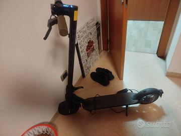 monopattino elettrico Xiaomi come nuovo 