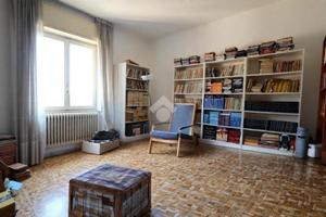 3 LOCALI A BORGOSATOLLO