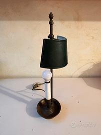 Lampada da tavolo vintage in bronzo con paralume