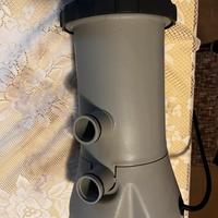 Pompa filtraggio per la piscina