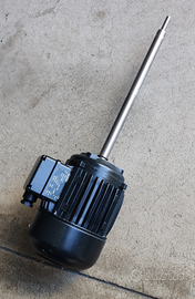 Motore 380v 0.50kw asse lungo