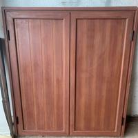 Portelloni in alluminio effetto legno a 2 ante