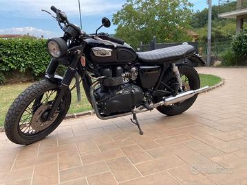 Moto Triumph Bonneville T100
