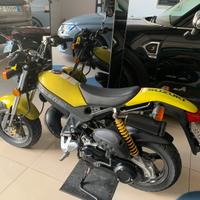 Suzuki 50 Magic