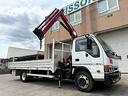 camion-autocarro-isuzu-nqr-75-pat-c-fisso-gru