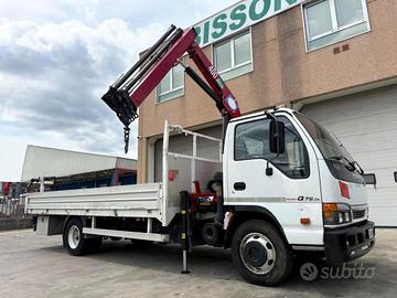 Camion/ Autocarro ISUZU NQR 75 - PAT C/ Fisso/ Gru