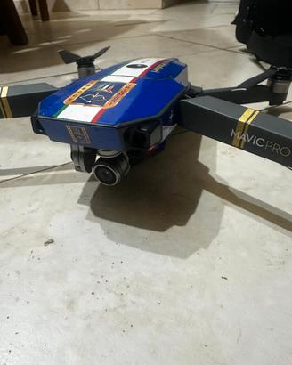 Drone Tricolore