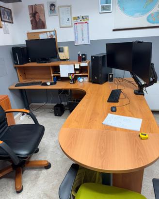 Scrivanie e ufficio completo