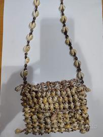 Borsa di conchiglie 