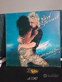 dischi vinile 33 e 45 giri di musica vintage 