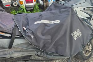 Copri gambe  per burgman 400 k sudo urbano tucano