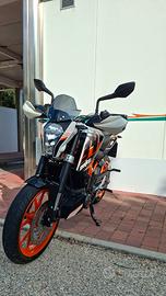 KTM 390 Duke