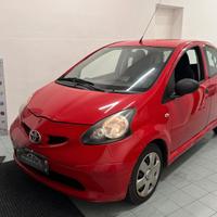 Toyota Aygo 1.0 5 porte TUTTO INCLUSO NEL PREZZO L