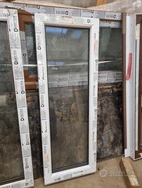 Finestra nuova in pvc bianca 47x132