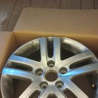 Cerchio in lega Golf 5 anno 2006