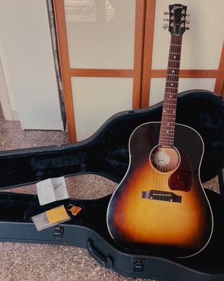 Gibson J 45 