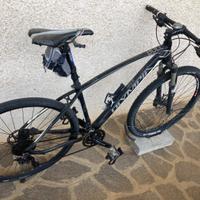 Bici mountain bike con accessori