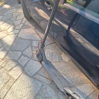 Monopattino elettrico ducati