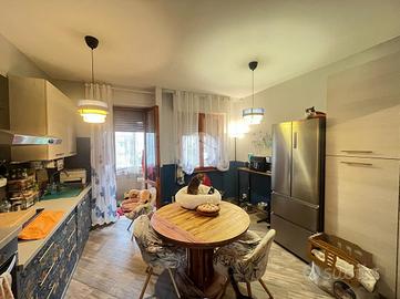 4 LOCALI A VIAREGGIO