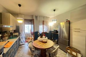 4 LOCALI A VIAREGGIO