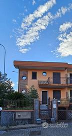 Villetta a schiera 280mq a Linguaglossa