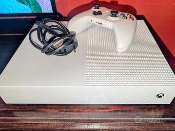 Xbox One S versione Digital, 1TB spazio