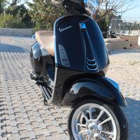 Vespa primavera 125