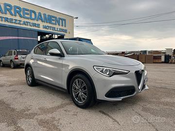 Alfa Romeo Stelvio 2.2 Turbodiesel 160 CV AT8 RWD 