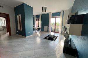 5,5 vani + vano sul terrazzo + grande box+arredato