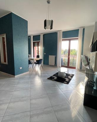 5,5 vani + vano sul terrazzo + grande box+arredato