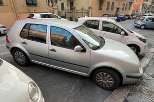 Vw golf 1600 cv 105 anno 2000