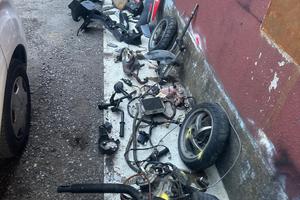 Pezzi di ricambio aprili sr 50 smembro ricambi