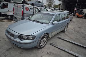 Ricambi per VOLVO V70 2.4 tdi D5 AWD