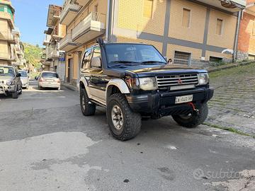 Mitsubishi Pajero 2.5  glx anno 1996 – preparato