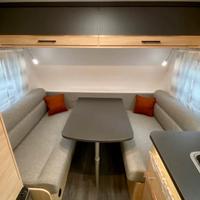 Caravelair 386 Style '24 Roulotte pari al nuovo