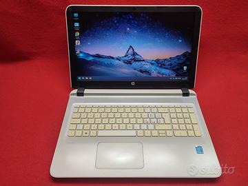 Computer HP i3 8GB SSD 120GB 15.6" 15-ab269na