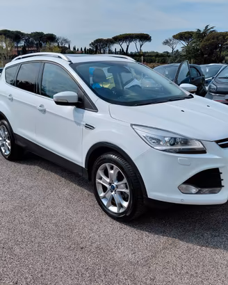 Ford Kuga 2.0 TDCi 150CV 4WD Titanium (2015)